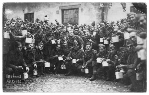 Ritratto di gruppo di militari