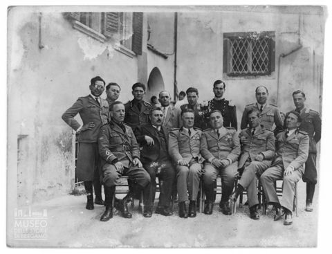Ritratto di gruppo di militari fascisti