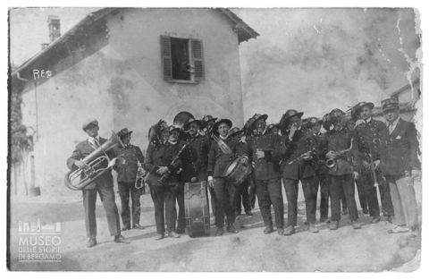 Ritratto di gruppo di bersaglieri