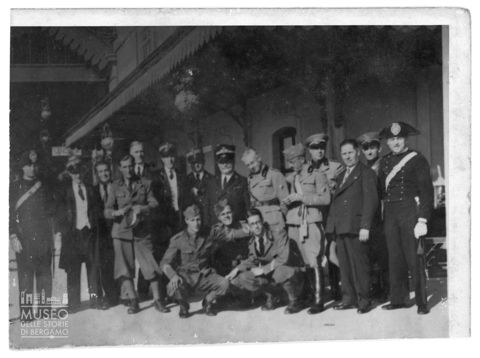 Ritratto di gruppo di militari