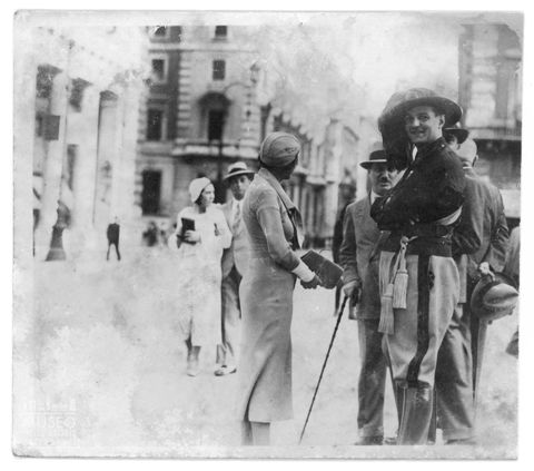 Conversazione in strada