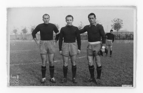 Ritratto di tre calciatori