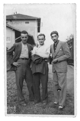 Clusone, ritratto di tre uomini