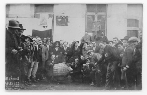 Gruppo di bersaglieri della sezione di Bergamo