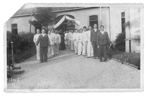Ritratto di un gruppo di uomini