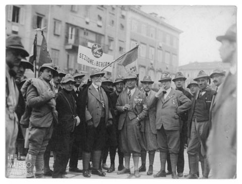 Gruppo di alpini