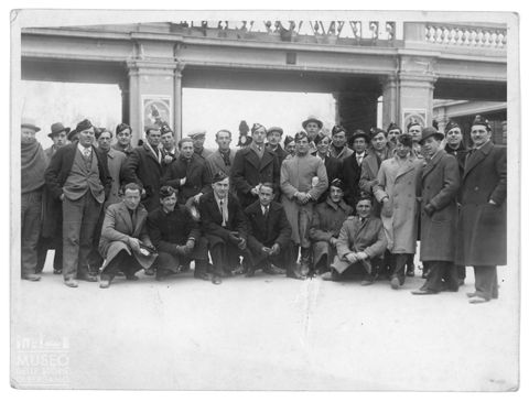 Ritratto di gruppo di uomini
