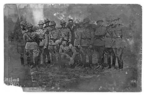 Gruppo di alpini