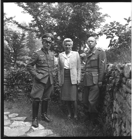 Ritratto di gruppo con il militare tedesco Schmalz