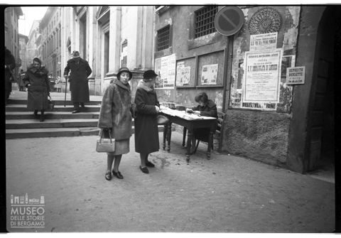 Mercato della Malpensata e scorci di Bergamo