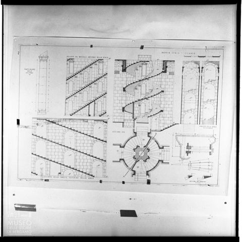 Disegni tecnici e vedute di un edificio
