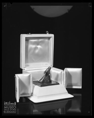 Scultura di Giacomo Manzù