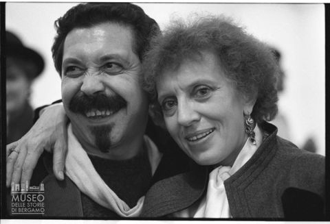 Inaugurazione di una mostra della pittrice Dadamaino presso la Galleria Dossi di Bergamo