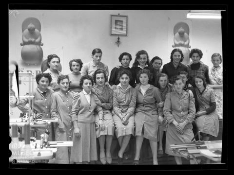 Lavoratrici della Manifattura B.B.B. di Monza