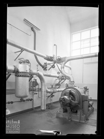 Interni della cartiera Pesenti a Nembro