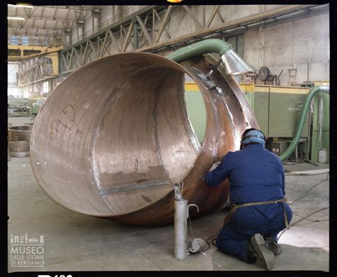 Lavorazioni nello stabilimento Dalmine a Sabbio
