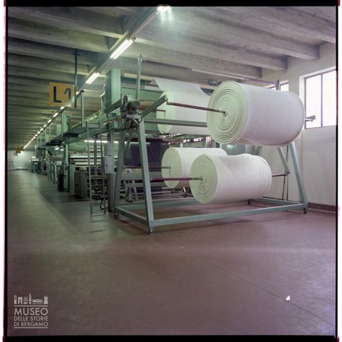 Interni dello stabilimento Sitip a Cene