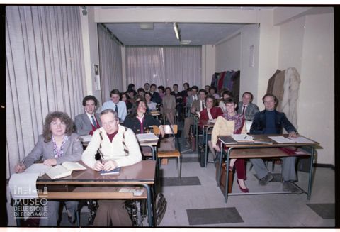 Alunni e insegnanti dell'Istituto I.D.O. di Bergamo