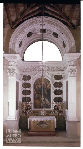 Altare della Madonna del Rosario nel Santuario di Sombreno