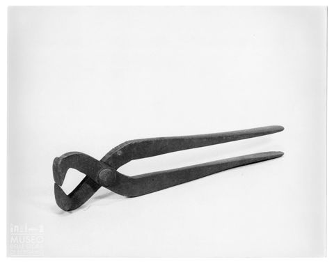 Tenaglia, in dialetto bergamasco 