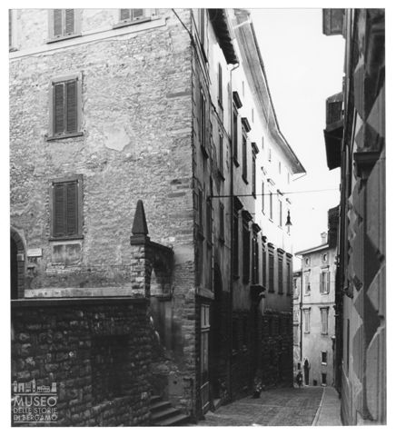 Palazzo Pacchiani Rivola in via Donizetti