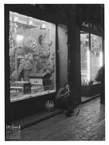 Forneria Pesenti in via Colleoni a Bergamo
