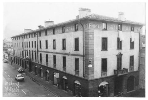 Casa Fagioli in via Palma il Vecchio a Bergamo