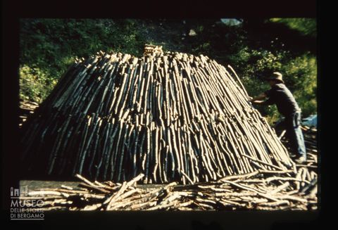 Fabbricazione della carbonella