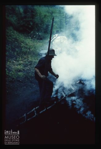 Fabbricazione della carbonella
