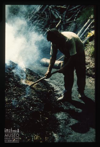 Fabbricazione della carbonella