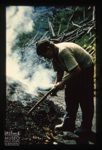 Fabbricazione della carbonella