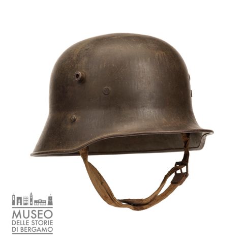 Elmetto tedesco M16 dipinto in marrone per l'Esercito austroungarico