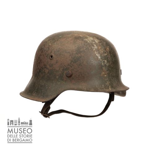 Elmetto tedesco modello 1935/42 della Wehrmacht