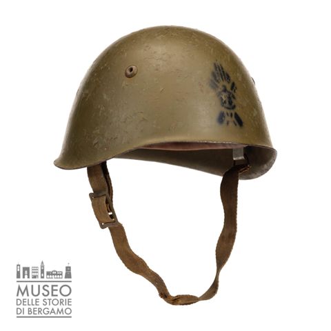 Elmetto modello 1933 dell'Esercito italiano