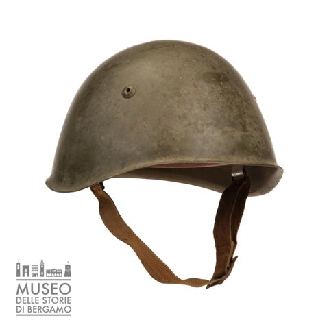 Elmetto modello 1933 dell'Esercito italiano