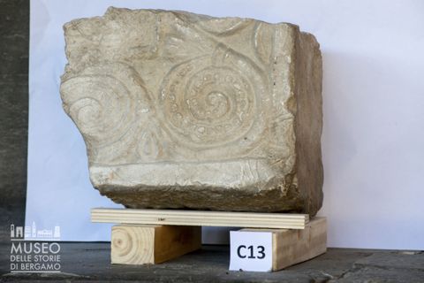 Decorazioni a girali