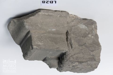 Frammento di trabeazione