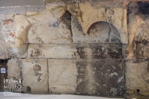 Epigrafe di monumento funerario