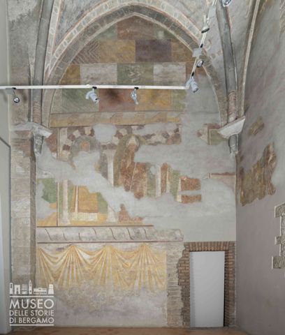 Stemma della famiglia Bonghi fra motivi decorativi a finti marmi policromi; San Ludovico e un Santo Diacono; motivo a velarium