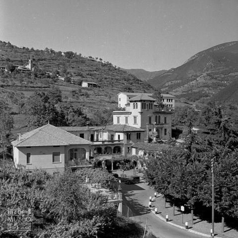 Abitazioni e colle