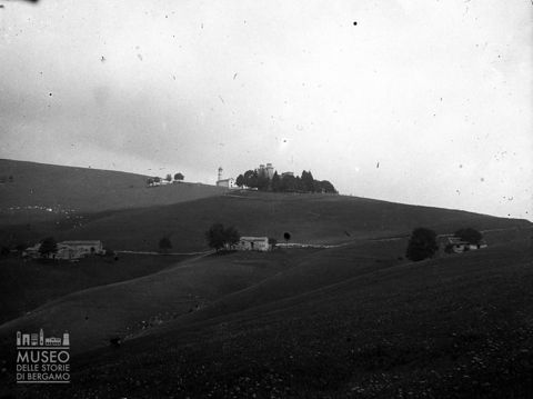 Colle con chiesa