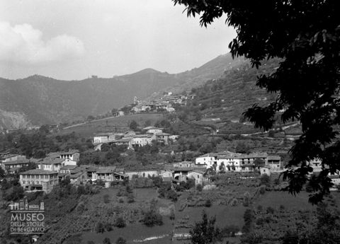 Centro abitato e campi