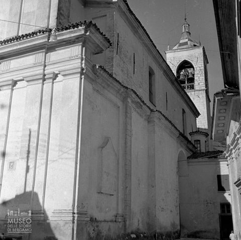 Fianco della parrocchiale