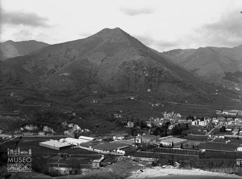 Panorama dall'alto sulla zona industriale