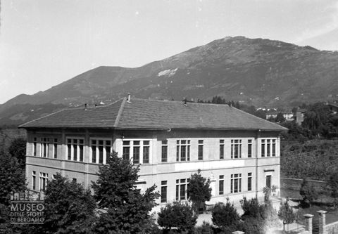 Almenno S. Bartolomeo, scuola