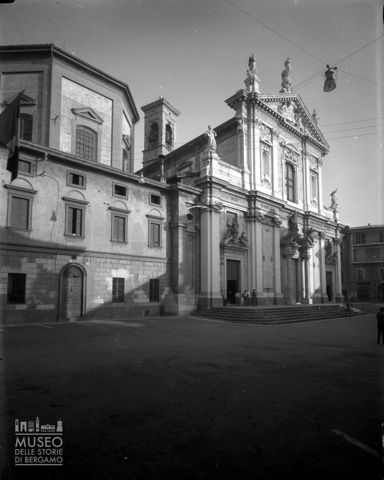 Piazza e Basilica