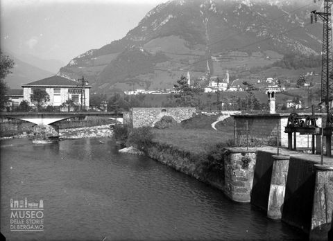 Ardesio, chiusa sul fiume