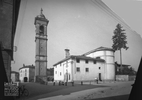 Campanile e chiesa