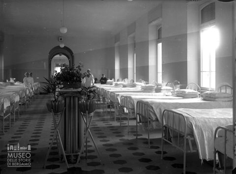 Ricovero della Clementina, dormitorio [2]