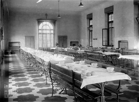 Ricovero della Clementina, sala della mensa [1]